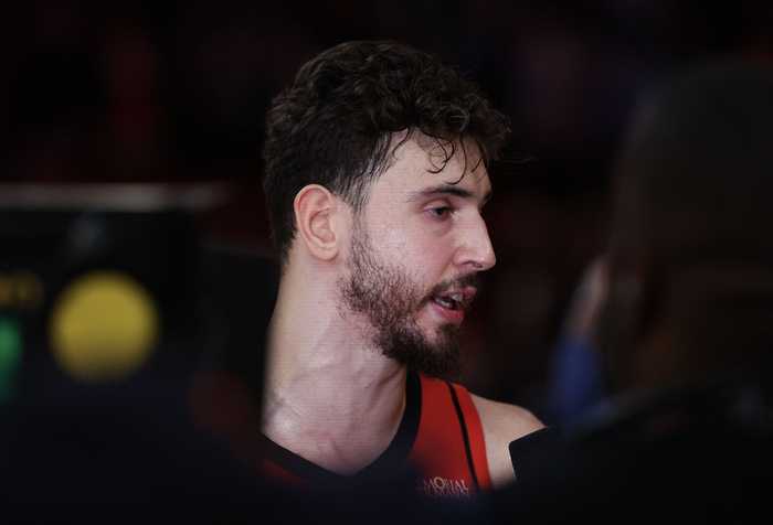  申京：我们会一起输一起赢 所有人的目标都是一样的